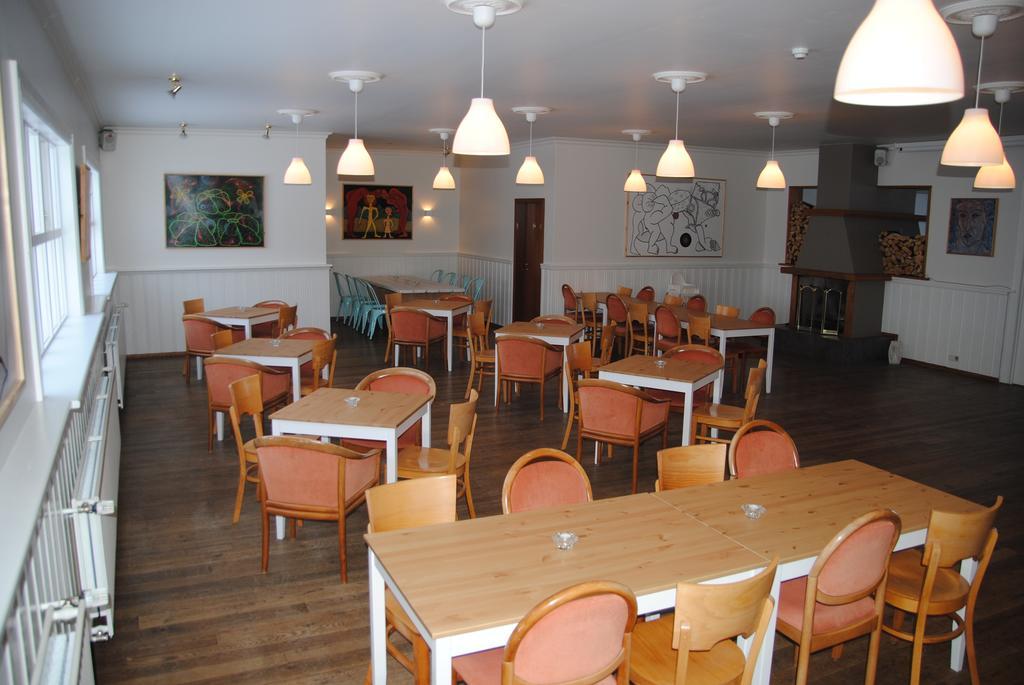 Hotel Sveinbjarnargerdi Svalbarthseyri Экстерьер фото
