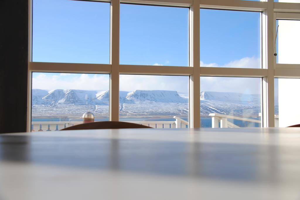 Hotel Sveinbjarnargerdi Svalbarthseyri Экстерьер фото