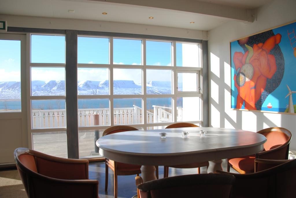 Hotel Sveinbjarnargerdi Svalbarthseyri Экстерьер фото
