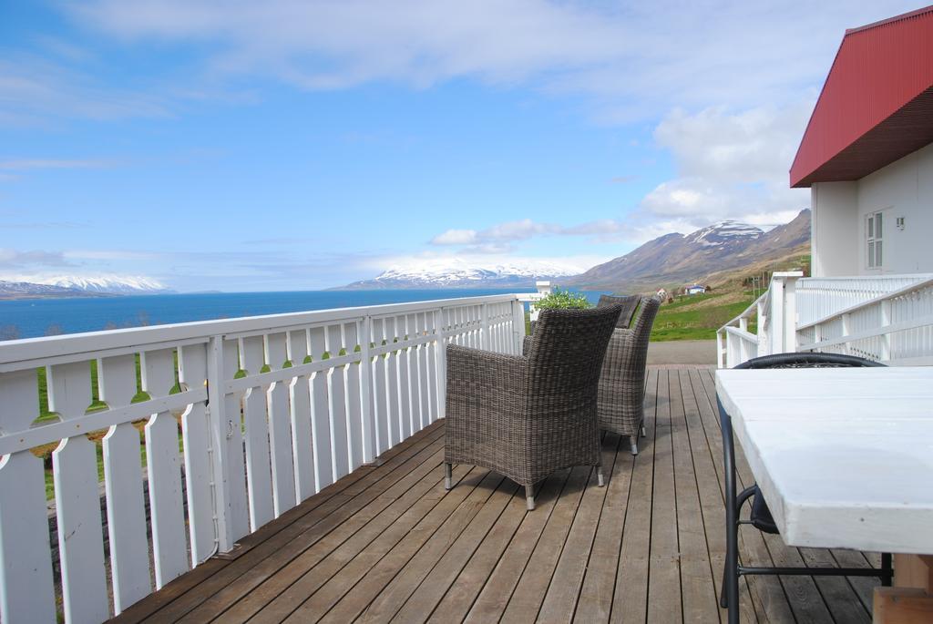 Hotel Sveinbjarnargerdi Svalbarthseyri Экстерьер фото
