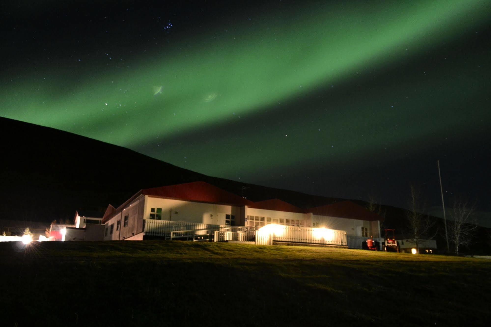 Hotel Sveinbjarnargerdi Svalbarthseyri Экстерьер фото