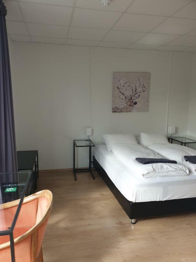 Hotel Sveinbjarnargerdi Svalbarthseyri Экстерьер фото